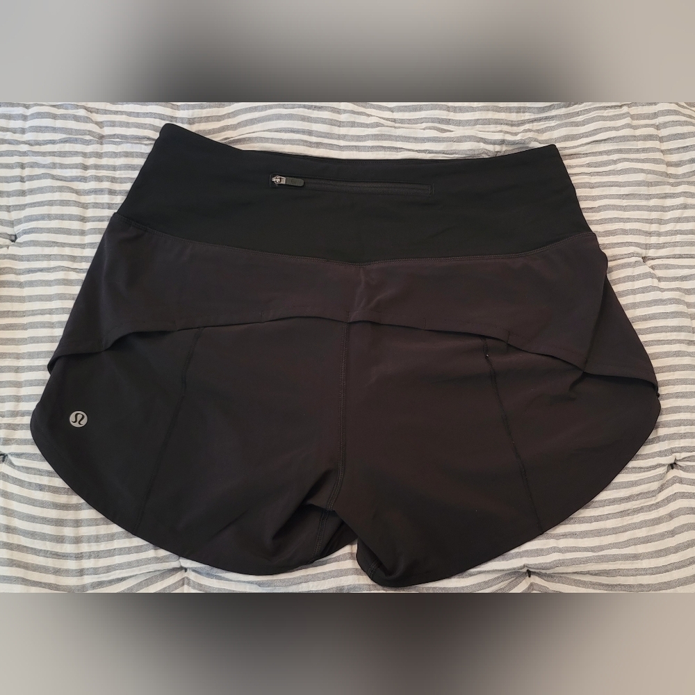 Lululemon High Rise Speed Up 4" Lined Short - Size 6